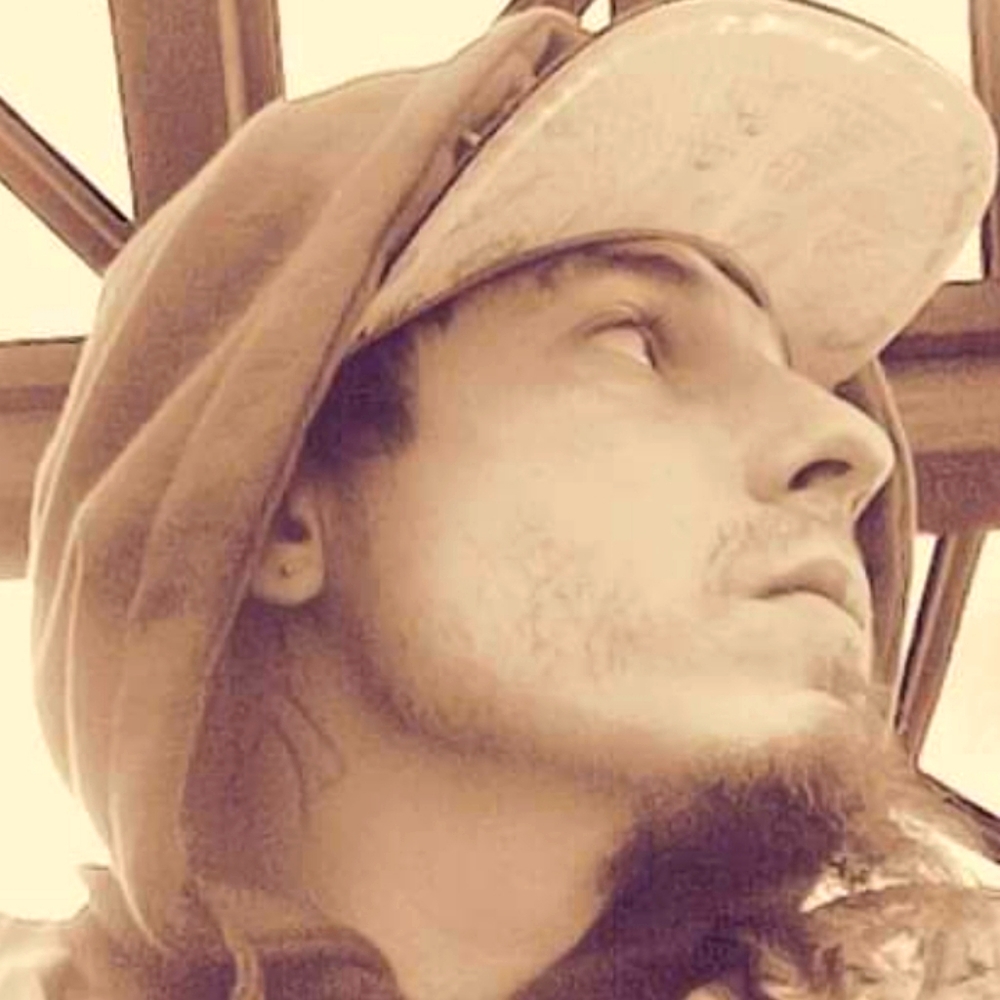 Meet your Posher, Dom